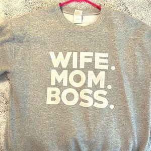 Women’s medium gray crew neck sweatshirt